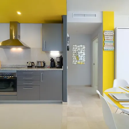 2278-modern In The Alcazaba Lagoon Apartment